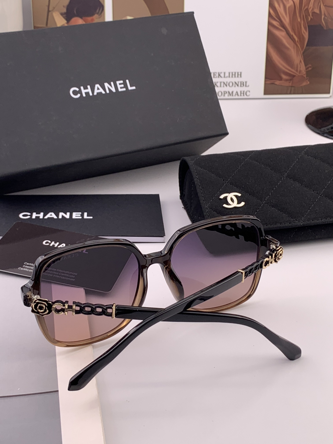 【CHANEL】香奈儿 新款潮流爆款 时尚方框太阳镜 佩戴舒适 网红潮款墨镜 女士高清加厚偏光太阳镜🕶️