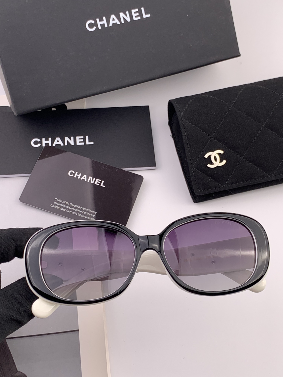 【CHANEL】香奈儿 新款山茶花潮流爆款 时尚圆框高清偏光太阳镜 佩戴舒适 网红潮款墨镜 ♥️♥️型号