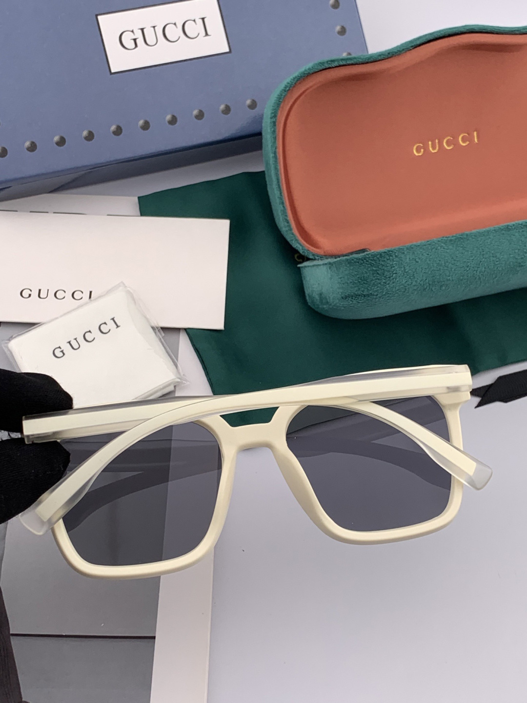 新款！新款出货！女士高清加厚偏光太阳镜🕶️ 🎉💍新款GUCCI偏光太阳镜[得意]开车驾驶镜时尚墨镜💐💐🌸