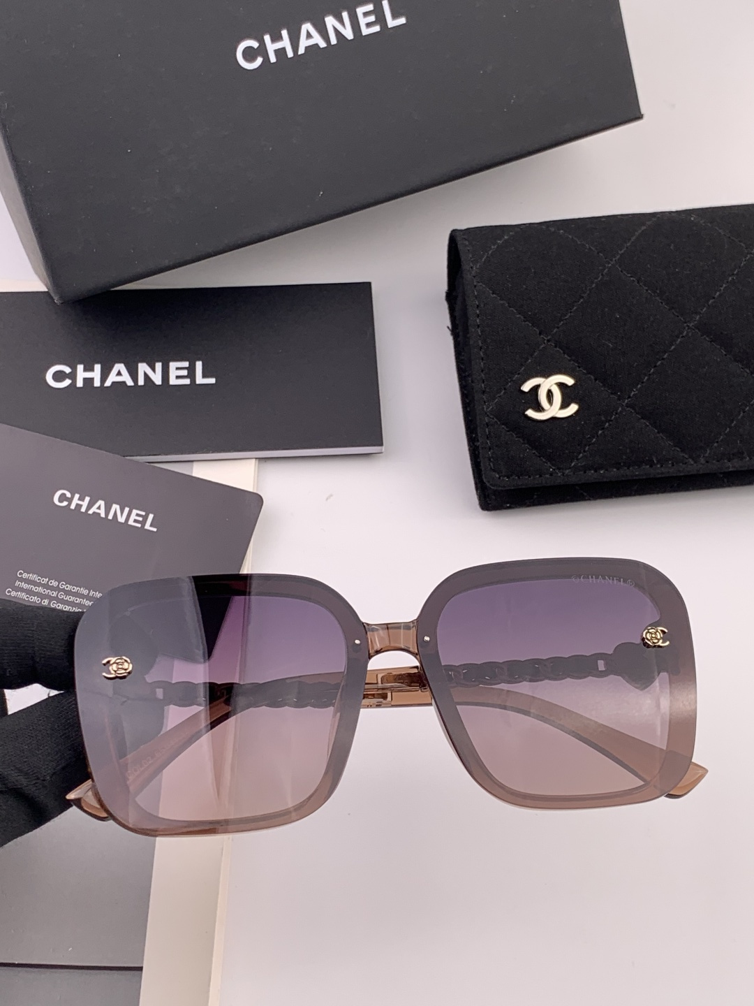 【CHANEL】香奈儿 新款潮流爆款 时尚圆框太阳镜 佩戴舒适 网红潮款墨镜 女士高清加厚偏光太阳镜🕶️