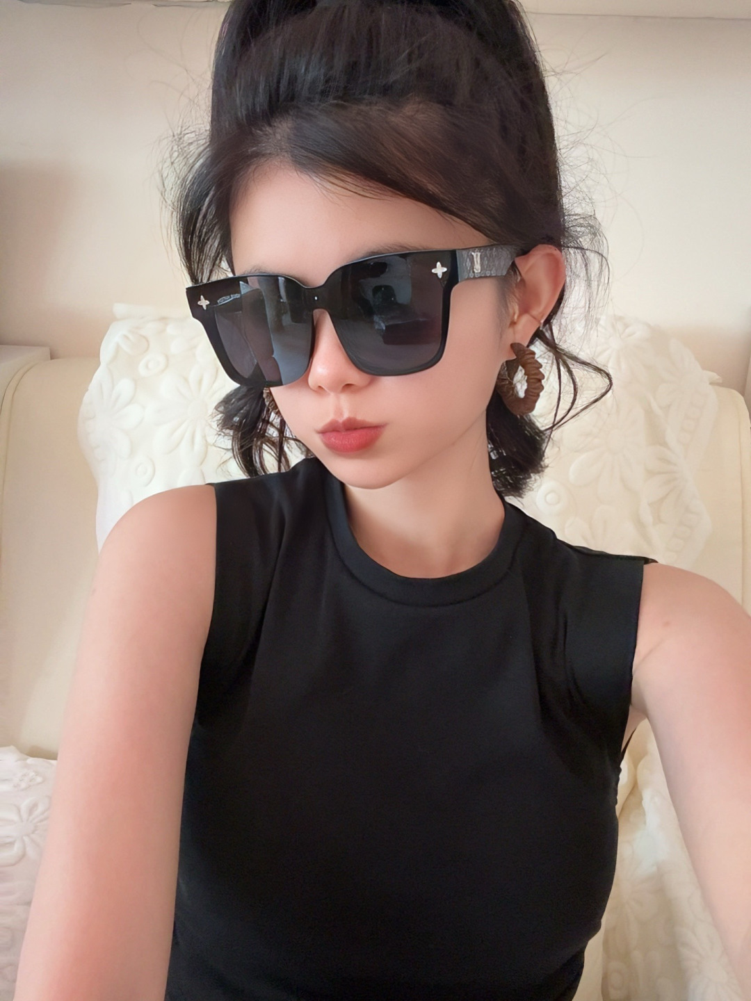 NO:767464,LV new spring style, trendy hot style, fashionable square frame sunglasses, high quality, comfortable to wear, Internet celebrity trendy sunglasses, model L6303 glasses, sunglasses, sunglasses, glasses, louis vuitton19860909LV 开春新款 潮流爆款 时尚方框太阳镜 高品质 佩戴舒适 网红潮款墨镜 型号L6303眼镜墨镜太阳镜,眼镜,louis vuitton,glasses