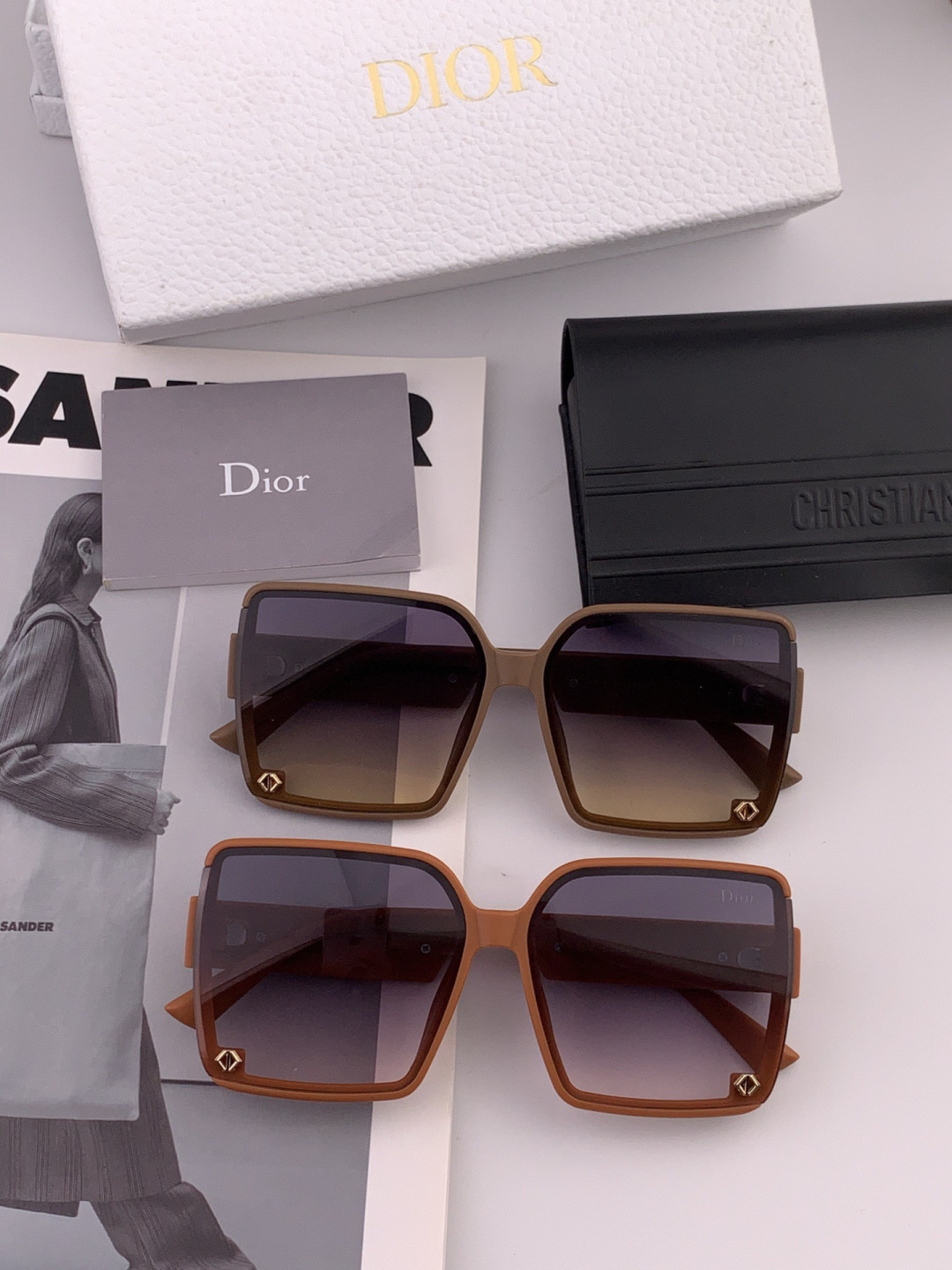 🔺 【DIOR-迪奥】开春新款 潮流爆款 时尚方框偏光太阳镜 高品质 佩戴舒适 网红潮款墨镜 女士高清尼