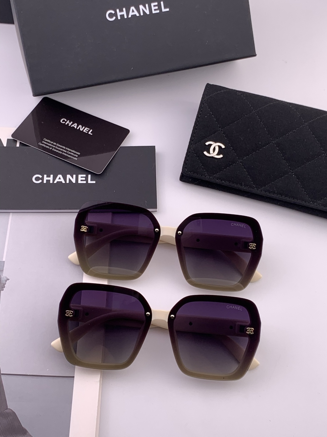 【CHANEL】香奈儿 新款潮流爆款 时尚方框太阳镜 佩戴舒适 网红潮款墨镜 女士高清加厚偏光太阳镜🕶️