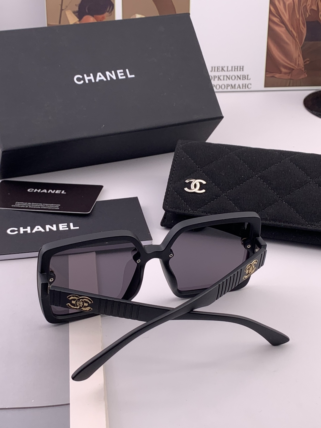 【CHANEL】香奈儿 新款潮流爆款 时尚方框太阳镜 佩戴舒适 网红潮款墨镜 女士高清加厚偏光太阳镜🕶️