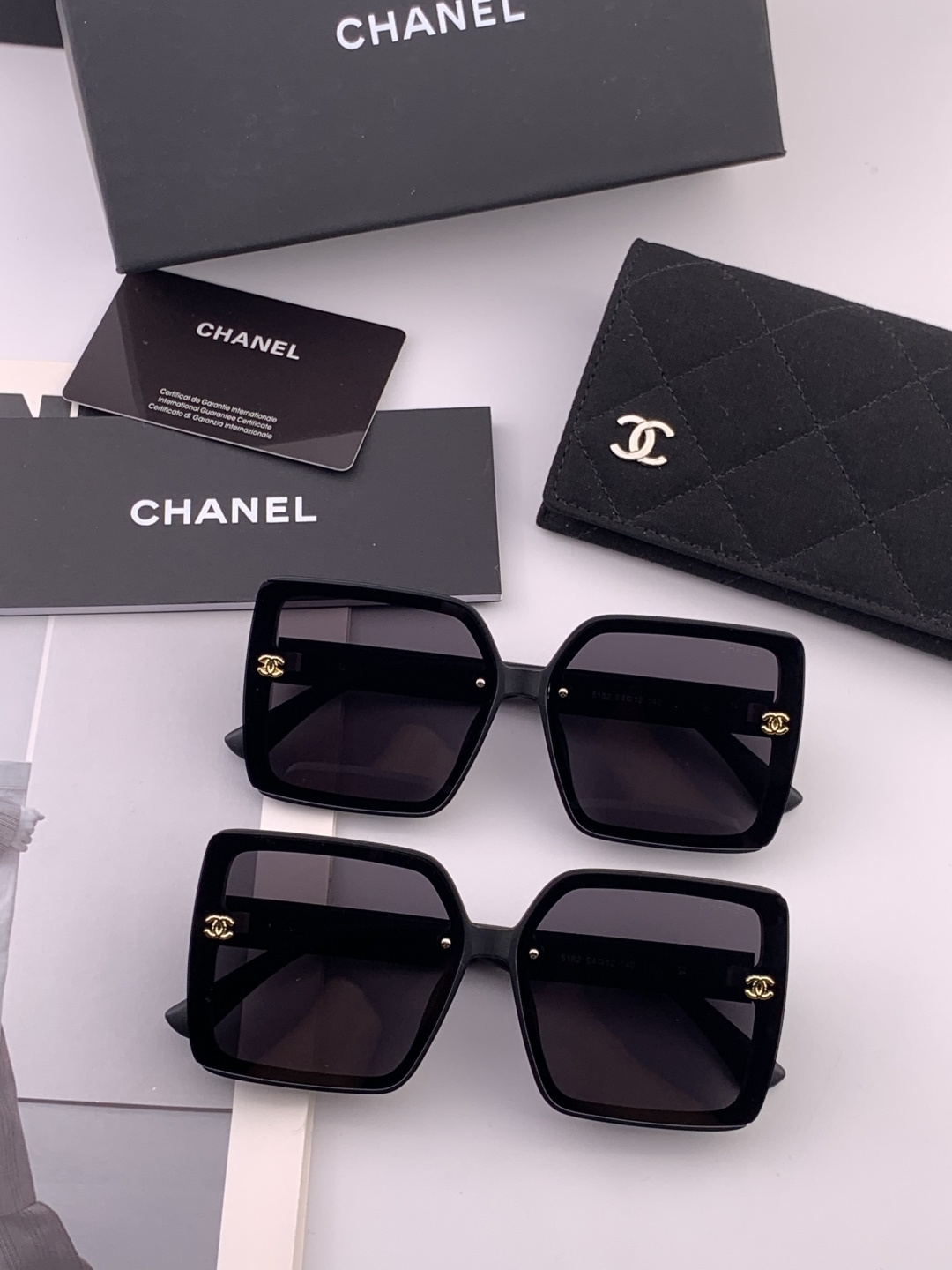 【CHANEL】香奈儿 新款潮流爆款 时尚方框太阳镜 佩戴舒适 网红潮款墨镜 女士高清加厚偏光太阳镜🕶️