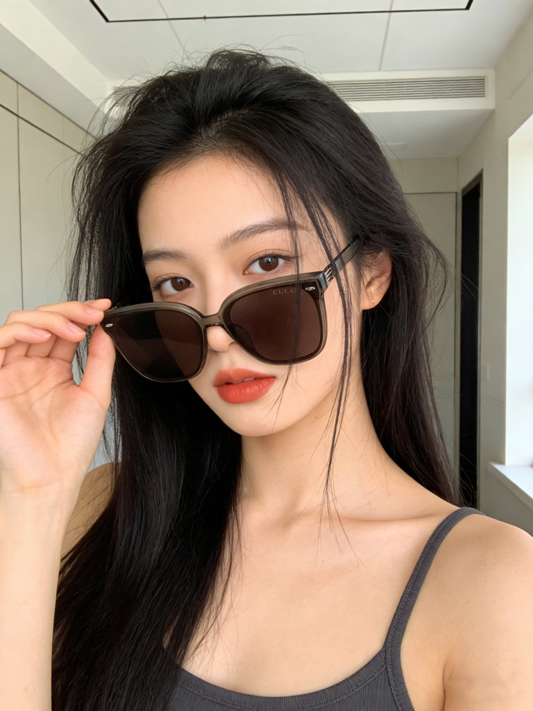 GUCCI 新款尼龙偏光太眼镜，情侣款时尚方框太阳镜佩戴舒适网红潮流款墨镜，大气女人范儿，大脸小脸都好看