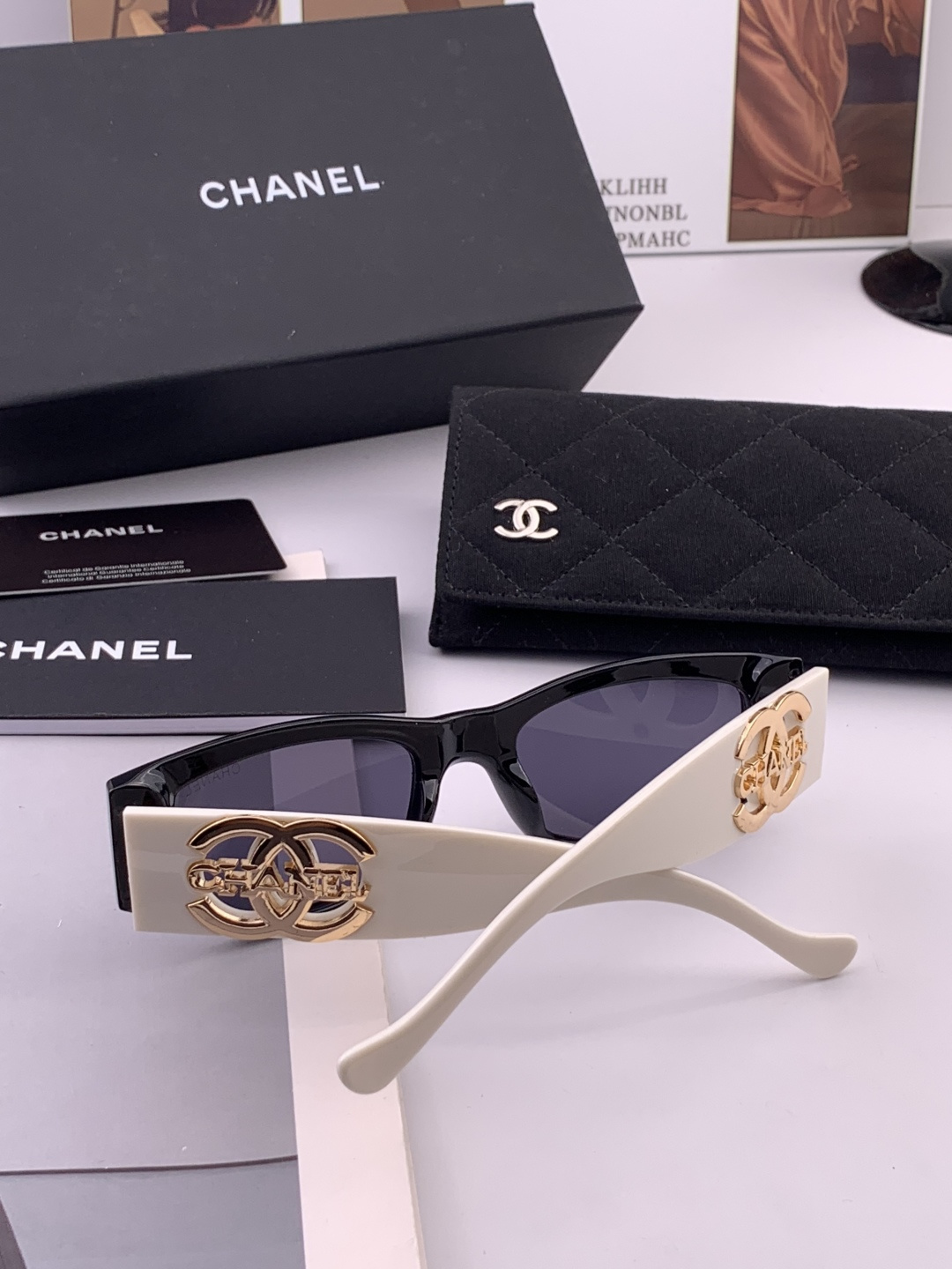 Chanel大框太阳镜墨镜 经典的方框设计，不挑脸型，无论搭配大衣还是连衣裙都非常显气质偏光镜片预防紫外