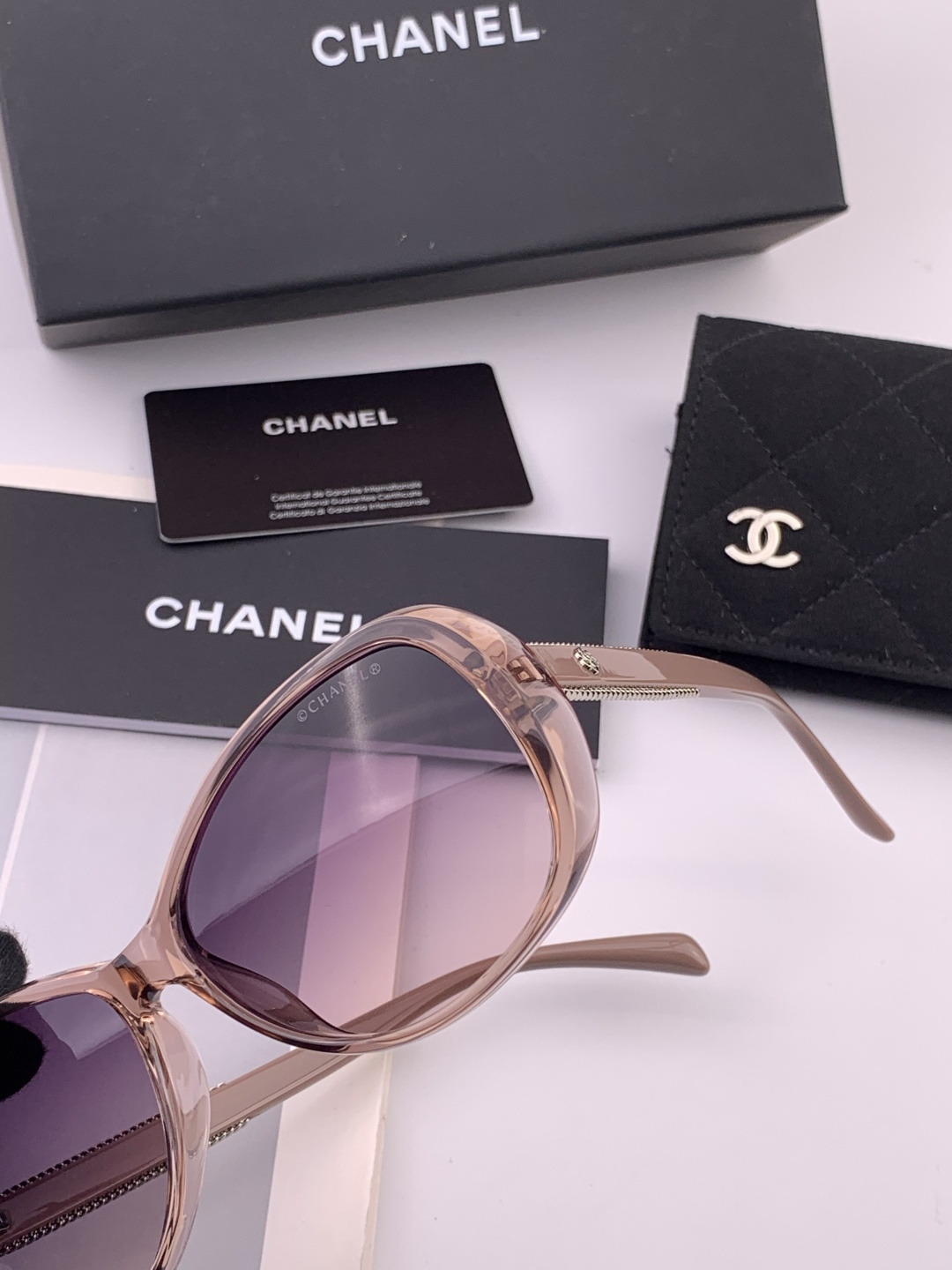 【CHANEL】香奈儿 新款山茶花潮流爆款 时尚圆框高清偏光太阳镜 佩戴舒适 网红潮款墨镜 ♥️♥️型号
