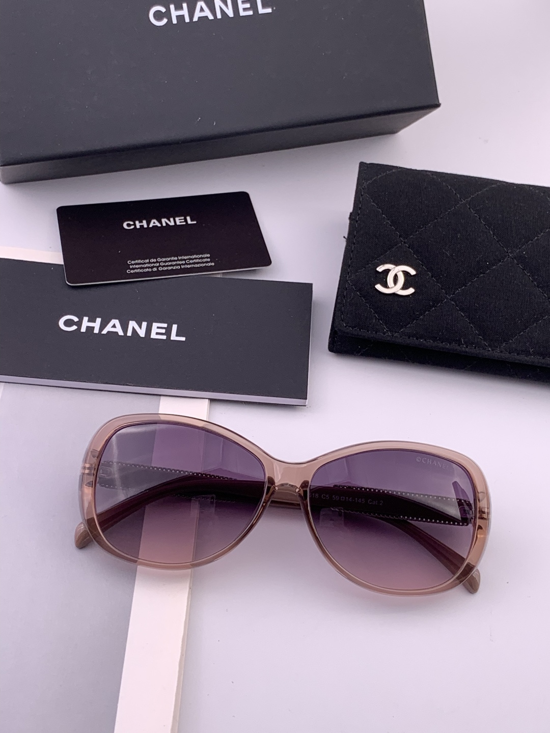 【CHANEL】香奈儿 新款山茶花潮流爆款 时尚圆框高清偏光太阳镜 佩戴舒适 网红潮款墨镜 ♥️♥️型号