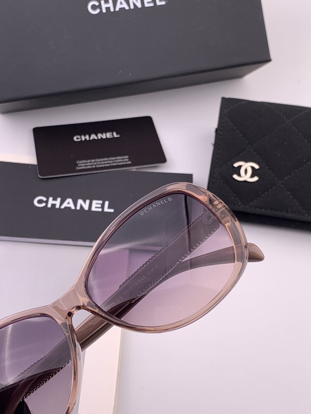 【CHANEL】香奈儿 新款山茶花潮流爆款 时尚圆框高清偏光太阳镜 佩戴舒适 网红潮款墨镜 ♥️♥️型号