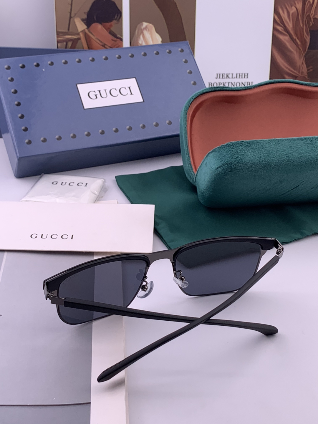 Gucci 。 高品质男女款墨镜 👍 进口宝丽来偏光镜片 。蛤蟆镜 开车钓鱼都可 。百搭显瘦墨镜韩版男士