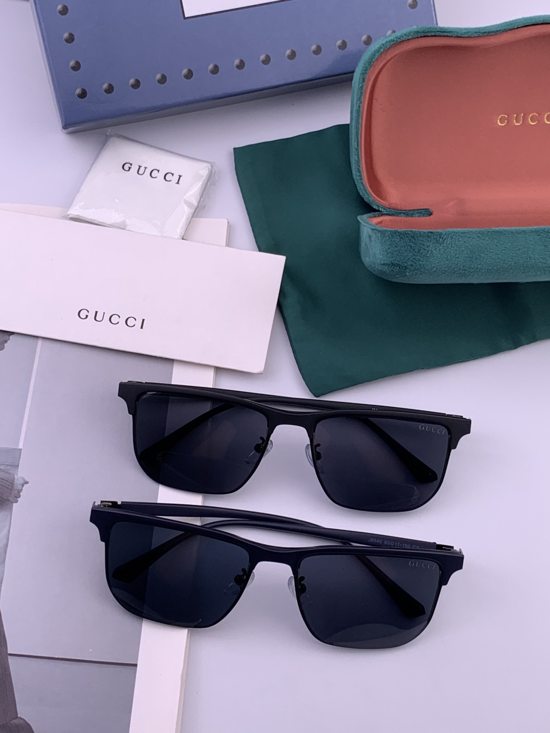 Gucci 。 高品质男女款墨镜 👍 进口宝丽来偏光镜片 。蛤蟆镜 开车钓鱼都可 。百搭显瘦墨镜韩版男士