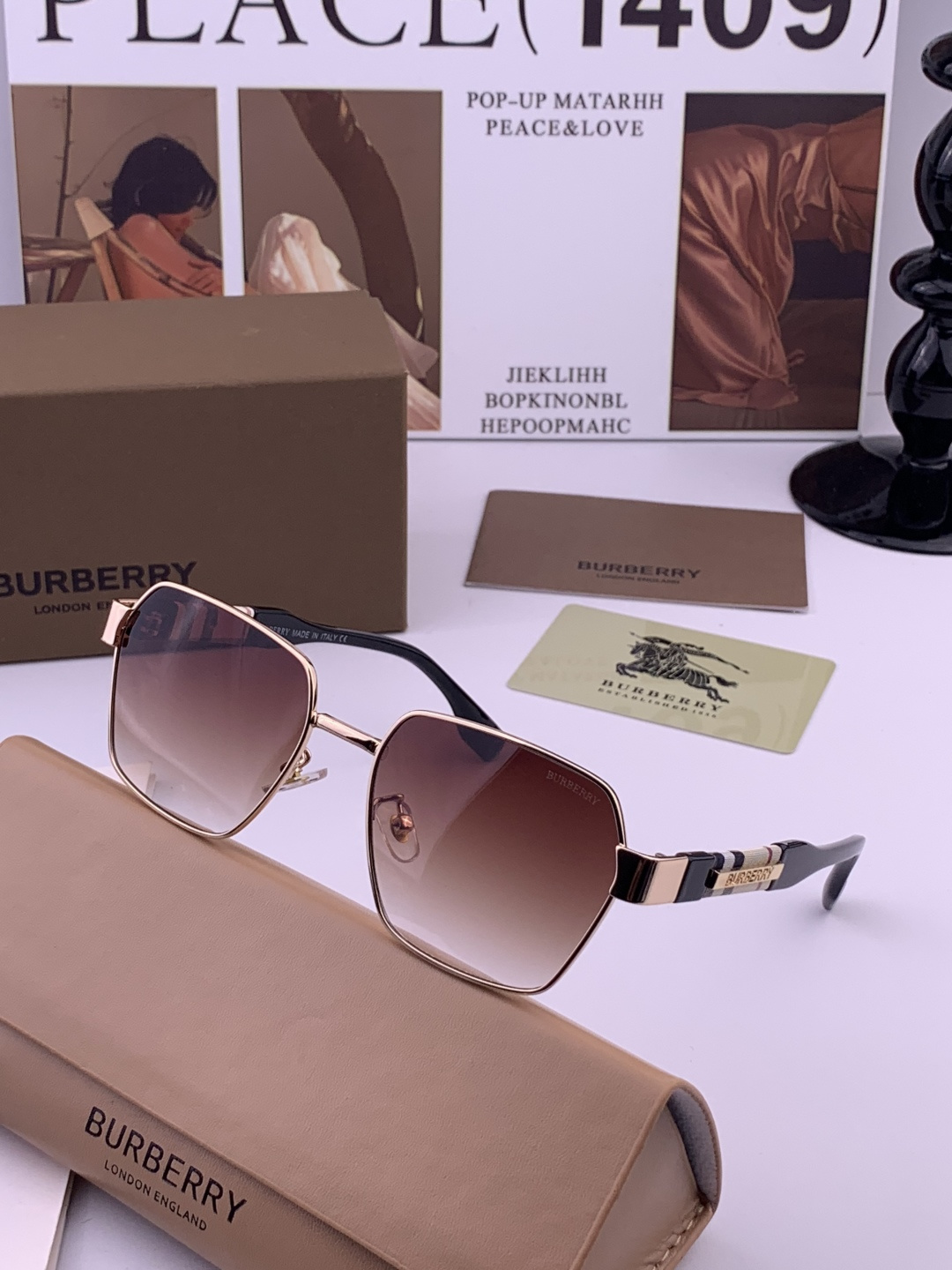 BURBERRY 巴宝莉 男士太阳眼镜 🕶🕶正版蛤蟆 太阳镜💋💋👣👣 高品质 不挑脸 火的狠 🍁🍁💯💯🐝