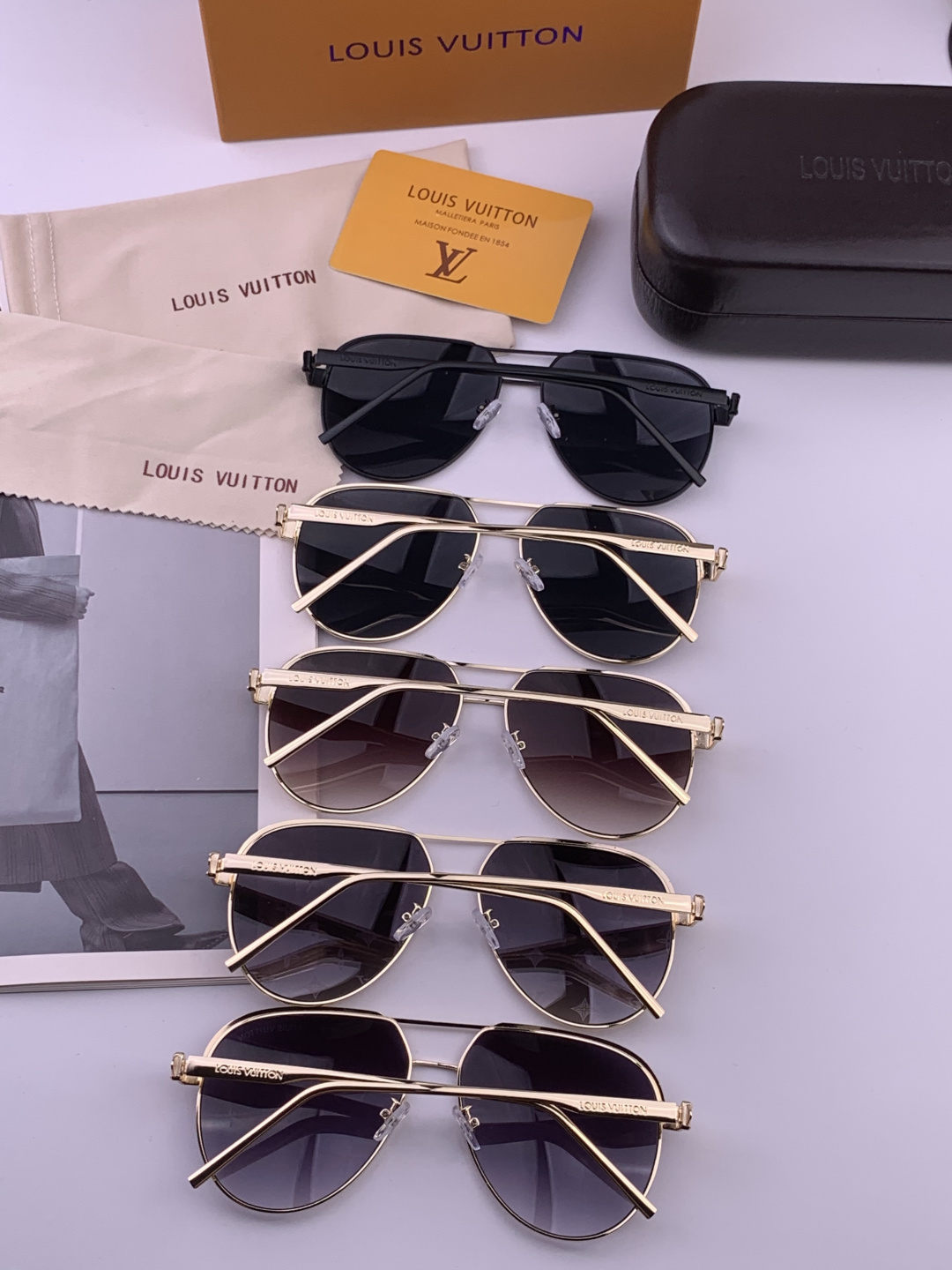 LV。高品质男女款”太阳镜。蛤蟆镜 开车钓鱼都可。百搭显瘦墨镜韩版男士飞行员大框司机开车防紫外线太阳镜，