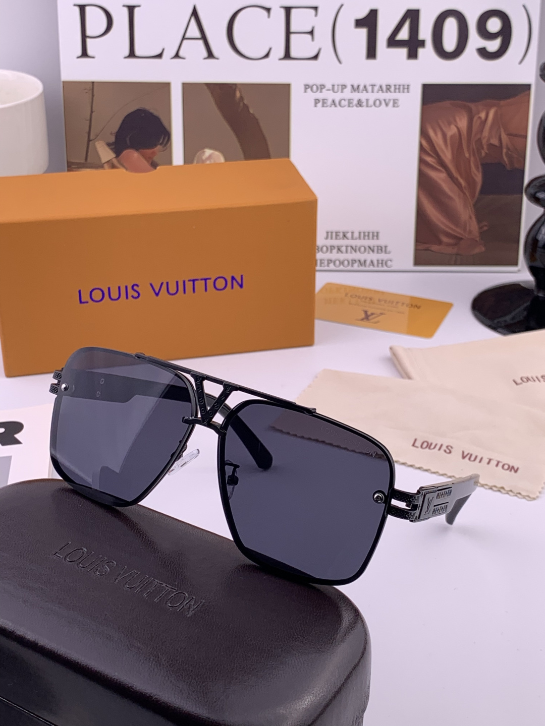 LV。高品质男女款”太阳镜。 开车钓鱼都可。百搭显瘦墨镜韩版男士飞行员大框司机开车防紫外线太阳镜，型号：