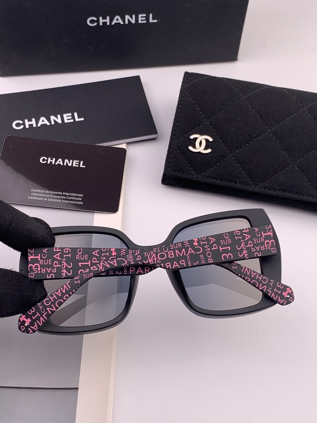 【CHANEL】香奈儿 新款潮流爆款 时尚方框太阳镜 佩戴舒适 网红潮款墨镜 女士高清加厚偏光太阳镜🕶️