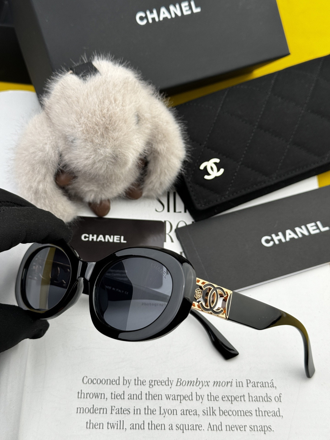 新品CHANEL 香奈儿太阳镜以独特魅力和前卫风格诠释春夏最新眼镜，质感超好佩带舒适 型号：CH9580