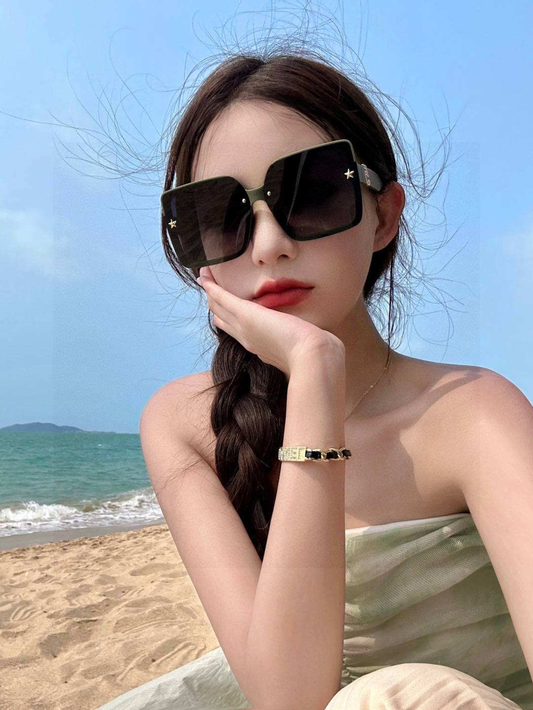 【CHANEL】香奈儿 新款潮流爆款 时尚方框太阳镜 佩戴舒适 网红潮款墨镜 女士高清加厚偏光太阳镜🕶️