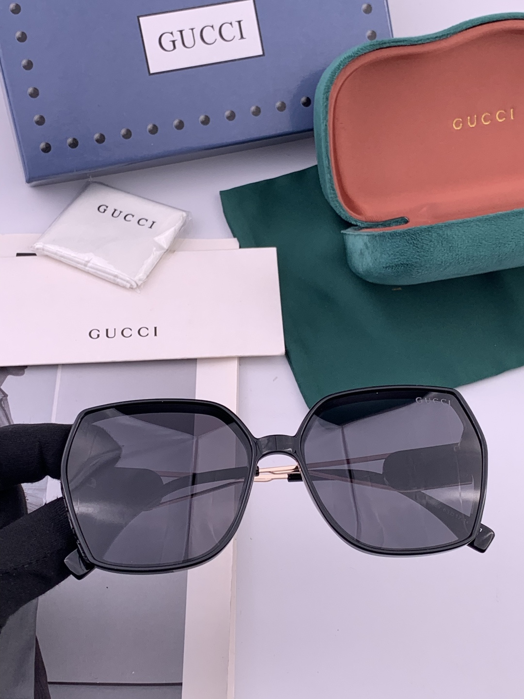 🔺 【GUCCI-偏光太阳镜】开春新款 潮流爆款 时尚圆框偏光太阳镜 高品质 佩戴舒适 网红潮款墨镜 女