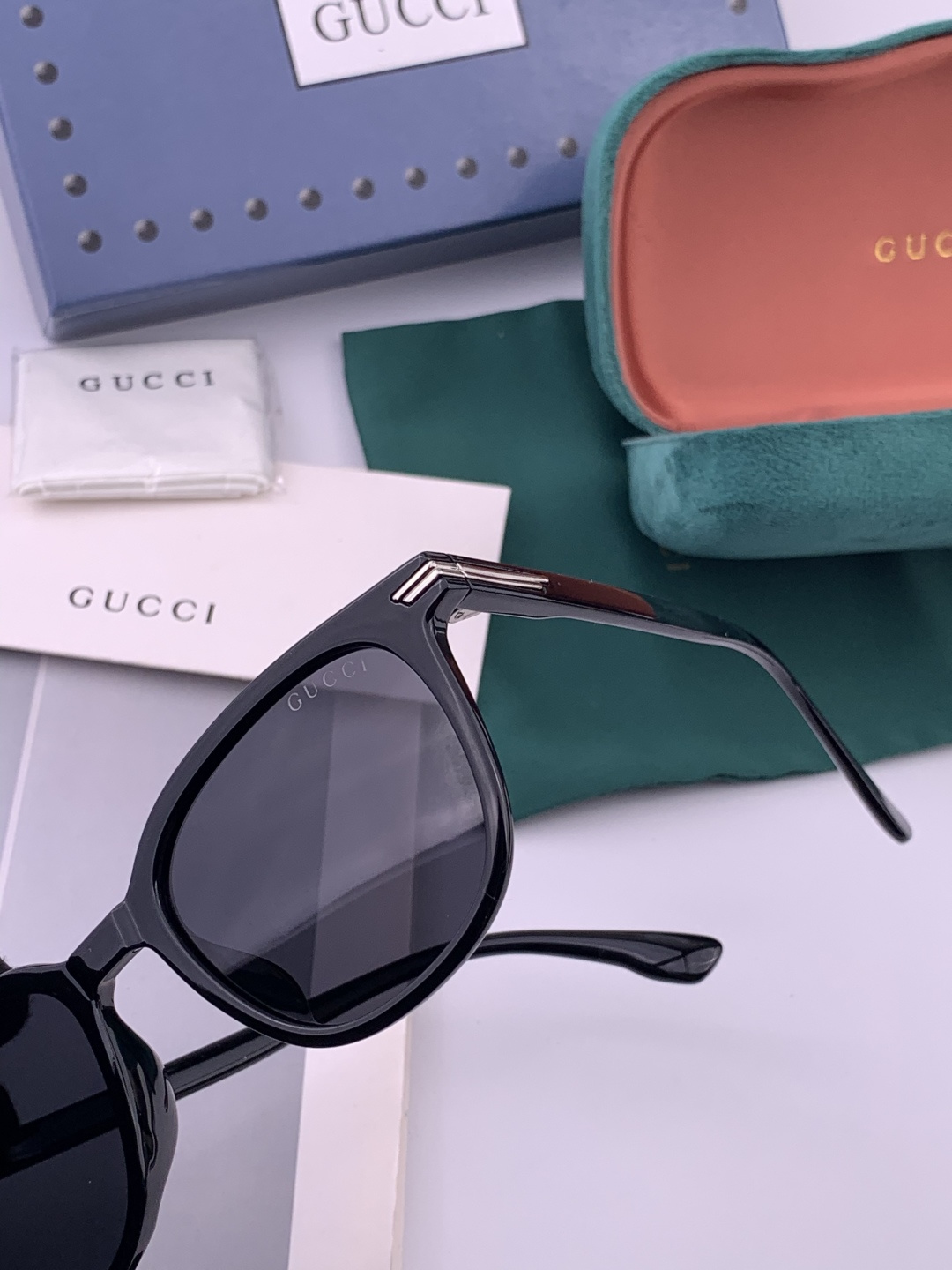 🔺 【GUCCI-偏光太阳镜】开春新款 潮流爆款 时尚偏光太阳镜 高品质 佩戴舒适 网红潮款墨镜 女士高