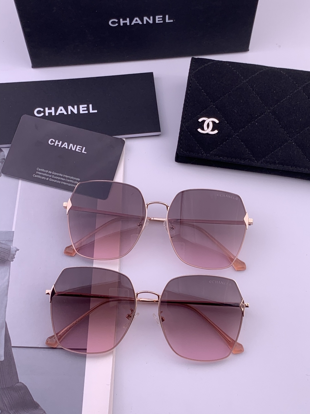 【CHANEL】香奈儿 新款尼龙偏光太眼镜，无框钻石 切边更有质感，大气女人范儿，大脸小脸都好看 ！型号