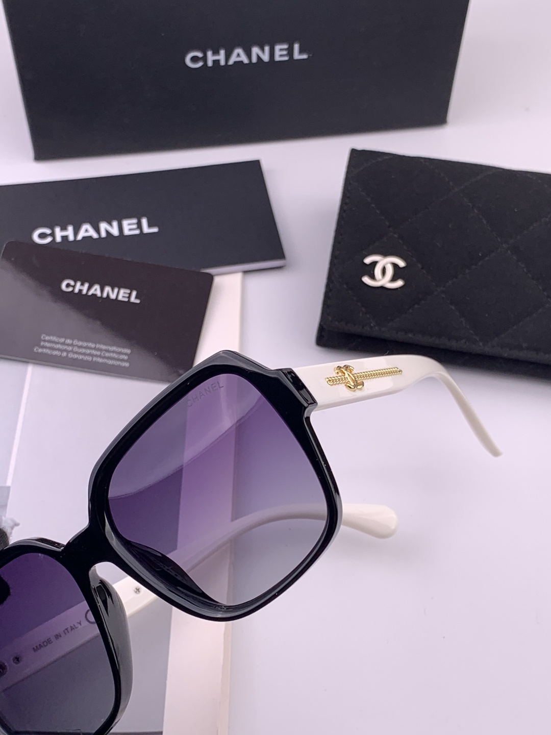 【CHANEL】香奈儿 新款潮流爆款 时尚方框太阳镜 佩戴舒适 网红潮款墨镜 女士高清加厚偏光太阳镜🕶️