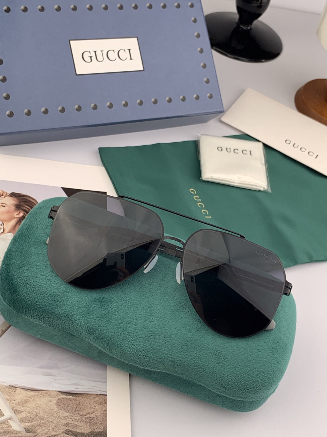 ♦️ GUCCI 新款男女情侣款太阳镜iP电镀永不褪色 超轻超有弹性整幅眼镜无螺丝重要的是压不坏 高清尼