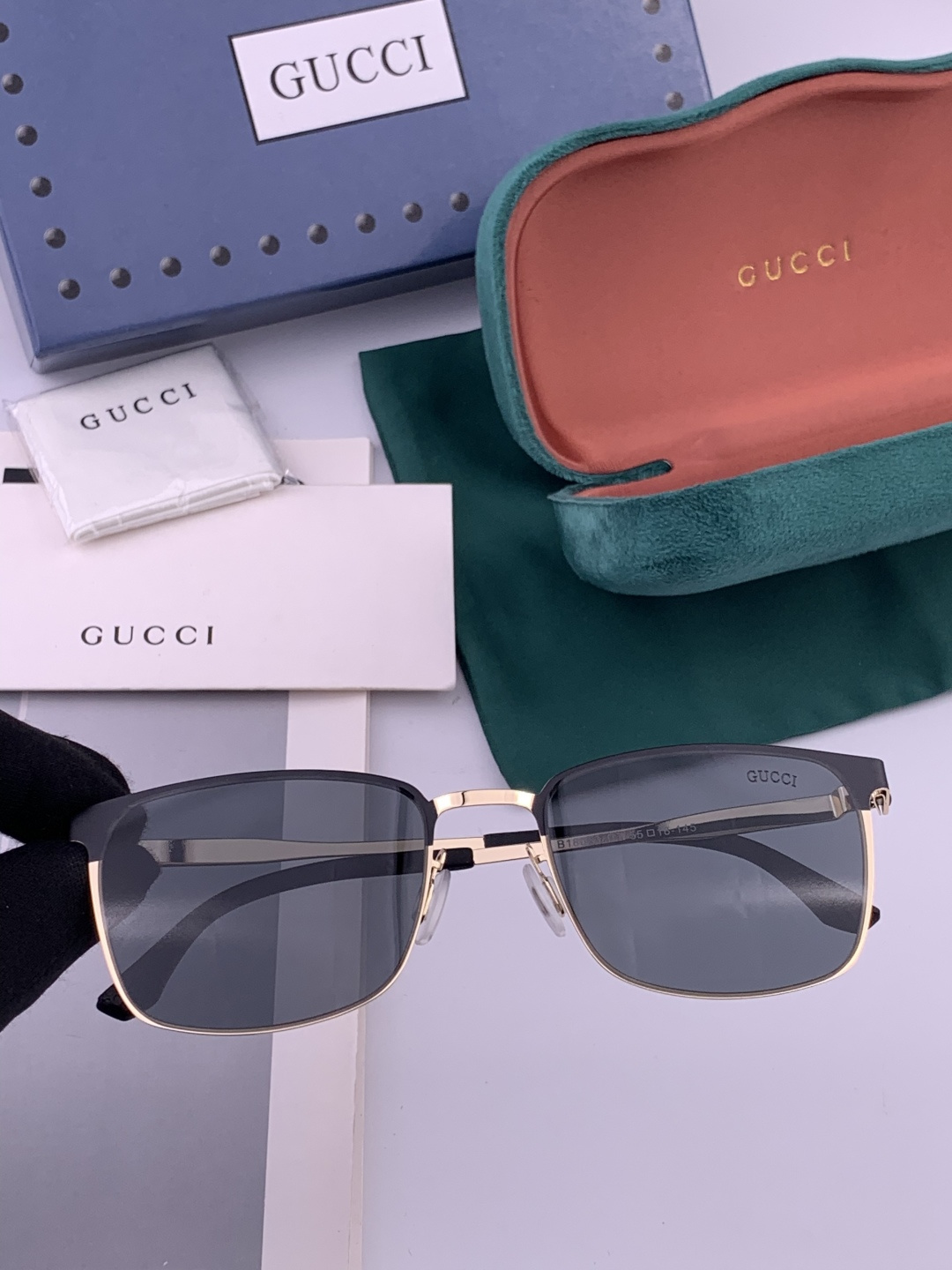 ♦️GUCCI 新款男女情侣款太阳镜多边形墨镜iP电镀永不褪色 超轻超有弹性整幅眼镜无螺丝重要的是压不坏