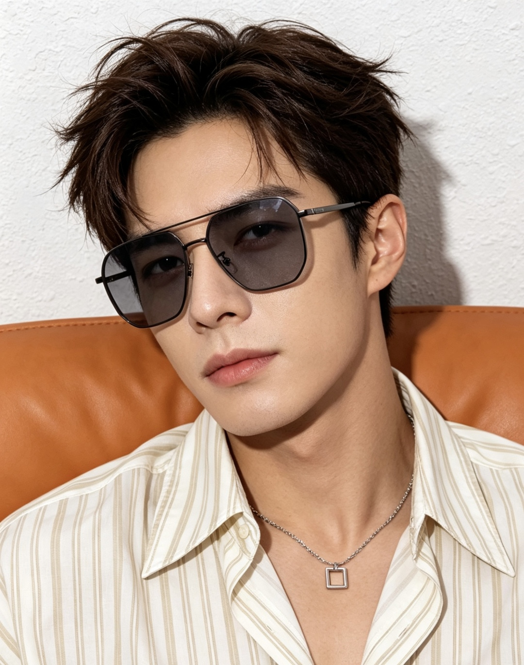 Gucci 男款炫彩飞行员偏光太阳镜 ❤️材质：高清尼龙加厚卡槽高清偏光镜片 🌹无边框镜架💕颜👍型号：G