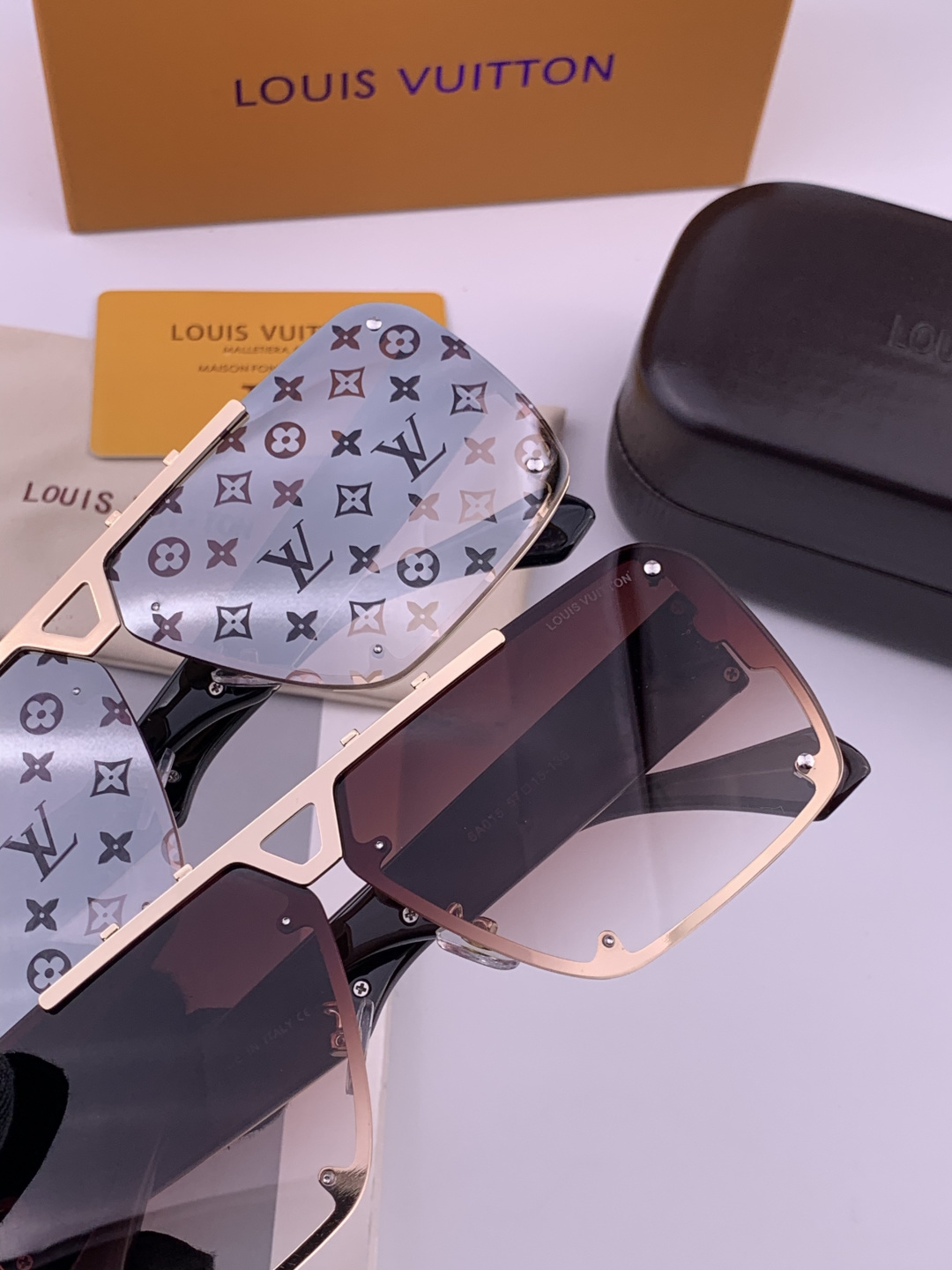 LV。高品质男女款”太阳镜。 开车钓鱼都可。百搭显瘦墨镜韩版男士飞行员大框司机开车防紫外线太阳镜，型号：