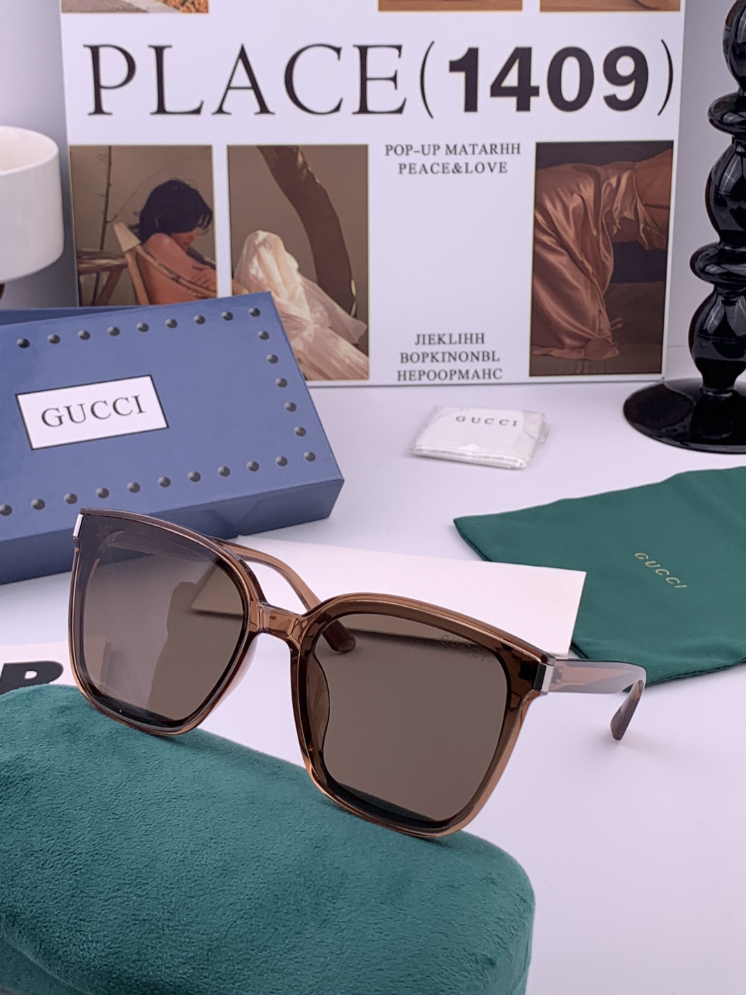 GUCCI 新款尼龙偏光太眼镜，情侣款时尚方框太阳镜佩戴舒适网红潮流款墨镜，大气女人范儿，大脸小脸都好看
