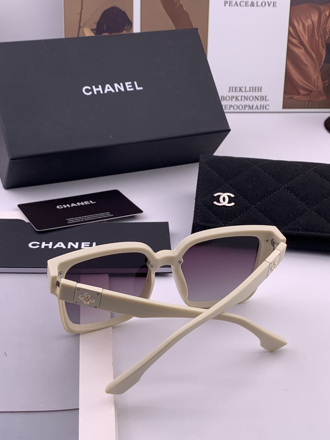 【CHANEL】香奈儿 新款潮流爆款 时尚方框太阳镜 佩戴舒适 网红潮款墨镜 女士高清加厚偏光太阳镜🕶️