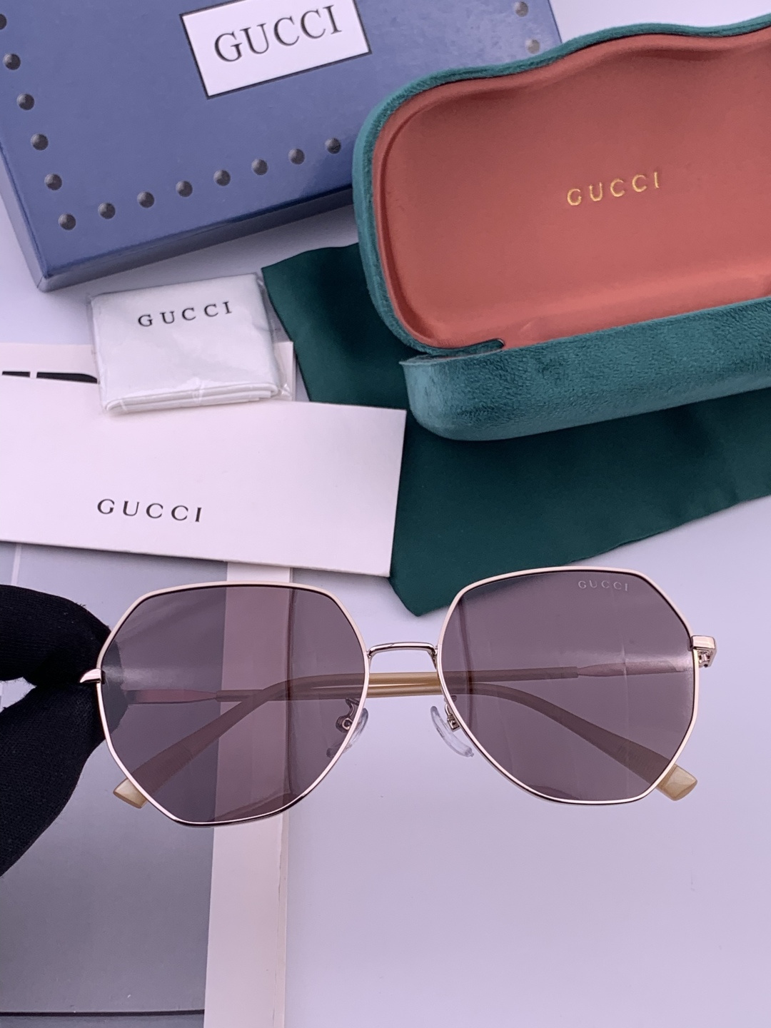 🔺 【GUCCI-偏光太阳镜】开春新款 潮流爆款 时尚圆框偏光太阳镜 高品质 佩戴舒适 网红潮款墨镜 女