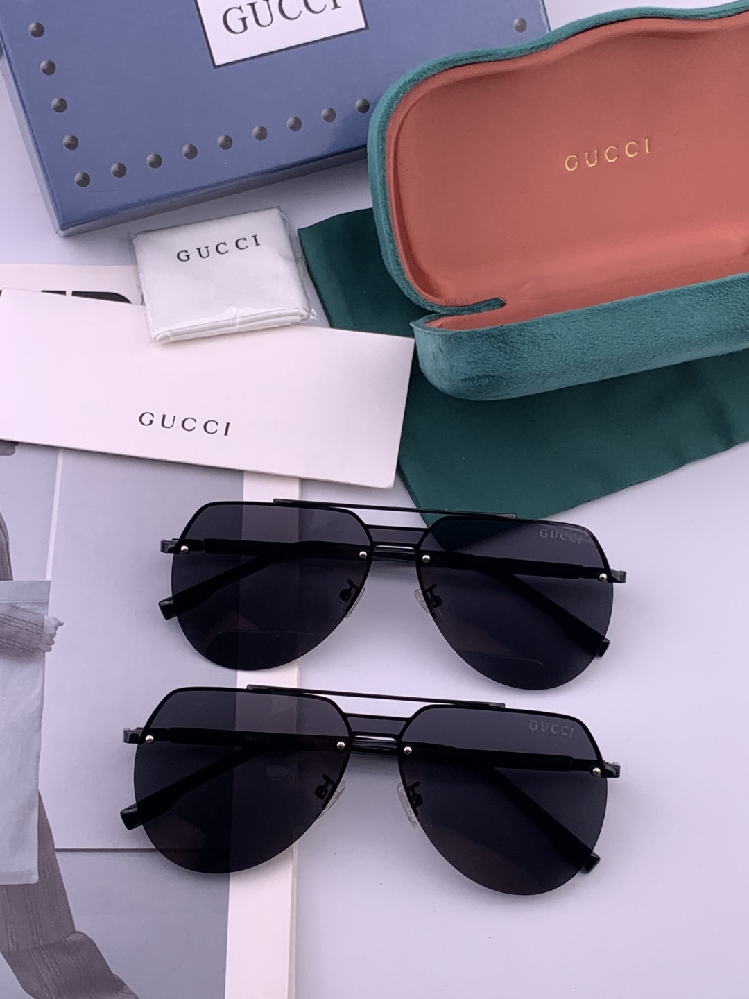 Gucci 。 高品质男女款墨镜 👍 进口宝丽来偏光镜片 。蛤蟆镜 开车钓鱼都可 。百搭显瘦墨镜韩版男士