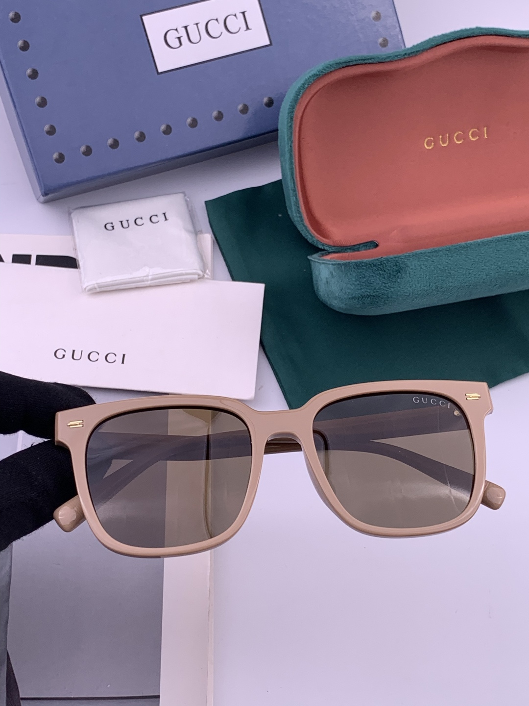 🔺 【GUCCI-偏光太阳镜】开春新款 潮流爆款 时尚偏光太阳镜 高品质 佩戴舒适 网红潮款墨镜 女士高