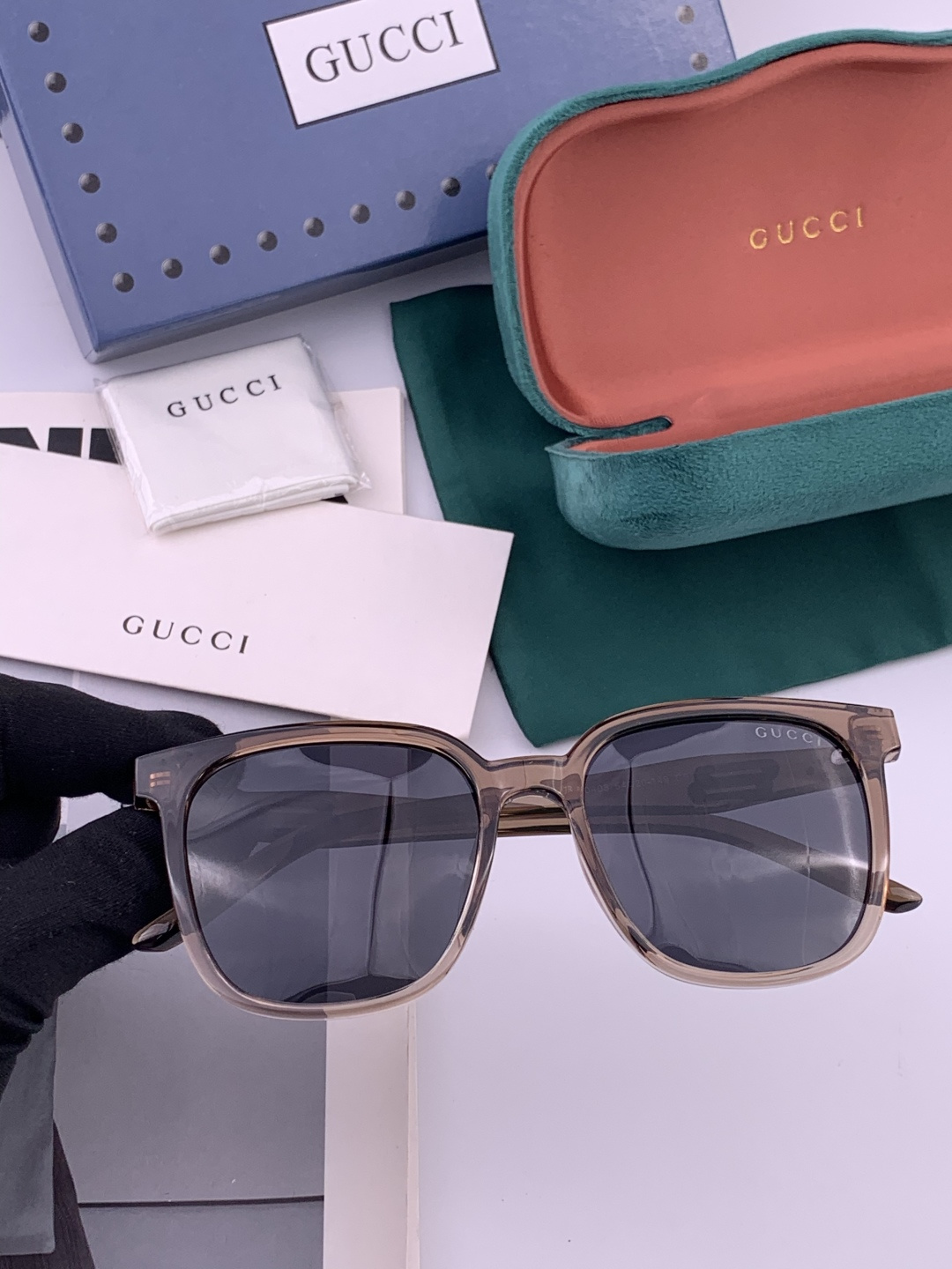 🔺 【GUCCI-偏光太阳镜】开春新款 潮流爆款 时尚偏光太阳镜 高品质 佩戴舒适 网红潮款墨镜 女士高