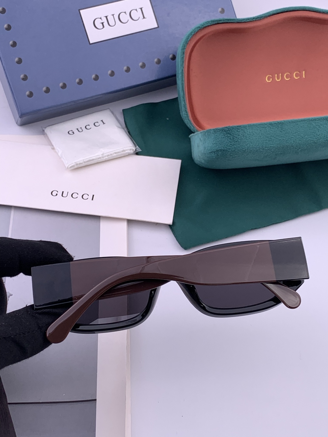 🔺 【GUCCI】开春新款 潮流爆款 时尚小框偏光太阳镜 高品质 佩戴舒适 网红潮款墨镜 型号：G790