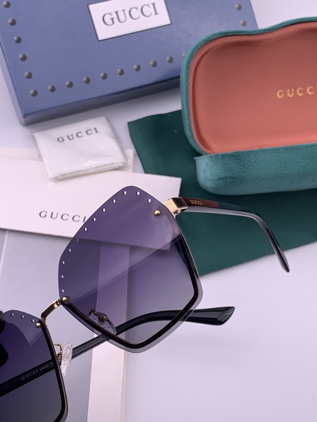GUCCI🌋☔️时尚无框太阳镜镜片 顶级奢侈品[强] 高品质[胜利][亲亲]🍦🍨 [得意] 气质非凡😄 