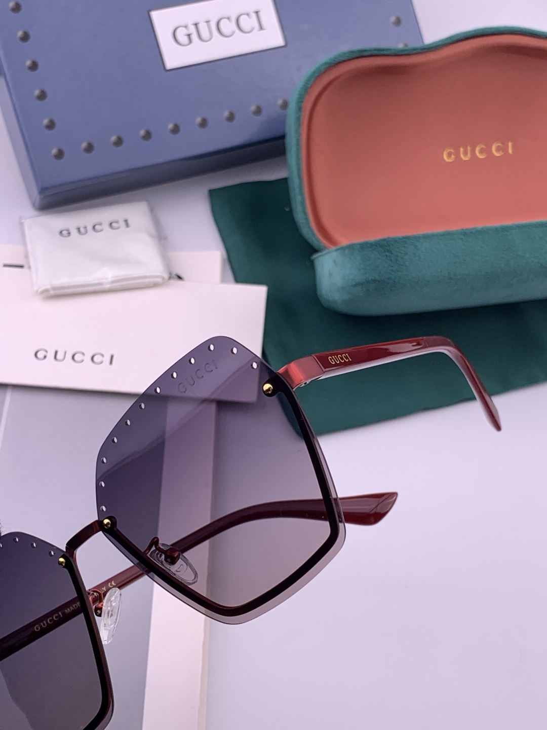 GUCCI🌋☔️时尚无框太阳镜镜片 顶级奢侈品[强] 高品质[胜利][亲亲]🍦🍨 [得意] 气质非凡😄 