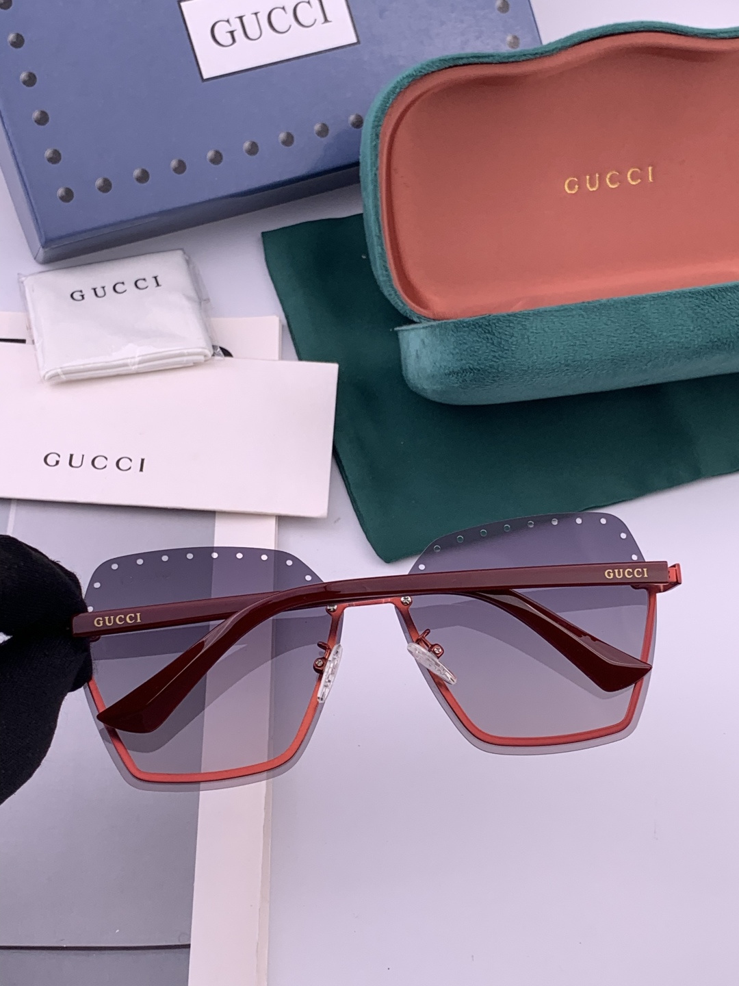GUCCI🌋☔️时尚无框太阳镜镜片 顶级奢侈品[强] 高品质[胜利][亲亲]🍦🍨 [得意] 气质非凡😄 