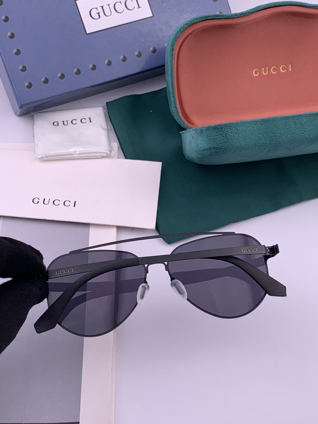 GUCCI 新款轻超无螺丝压不坏列系情侣款韩版偏太光阳镜男女通用墨高镜清尼龙偏光镜片 ✨完品美质‼️太阳