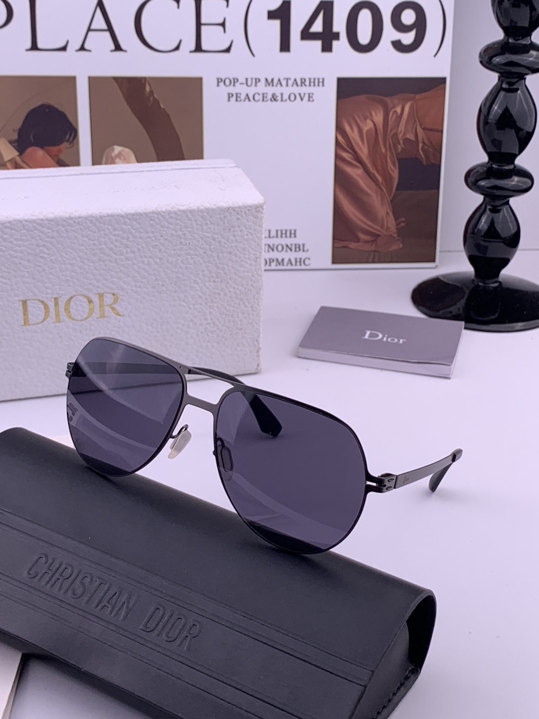 DIOR-迪奥 新款超轻无螺丝压不坏系列情侣款太阳镜高清尼龙镜片 商务旅行版 绅士高清太阳眼镜 （舒适薄