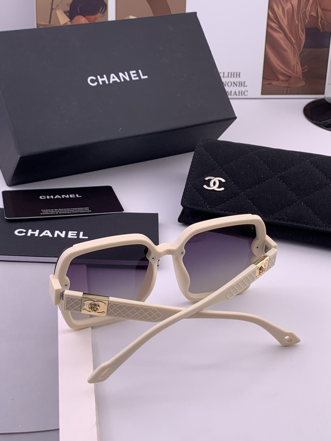 【CHANEL】香奈儿 新款潮流爆款 时尚方框太阳镜 佩戴舒适 网红潮款墨镜 女士高清加厚偏光太阳镜🕶️