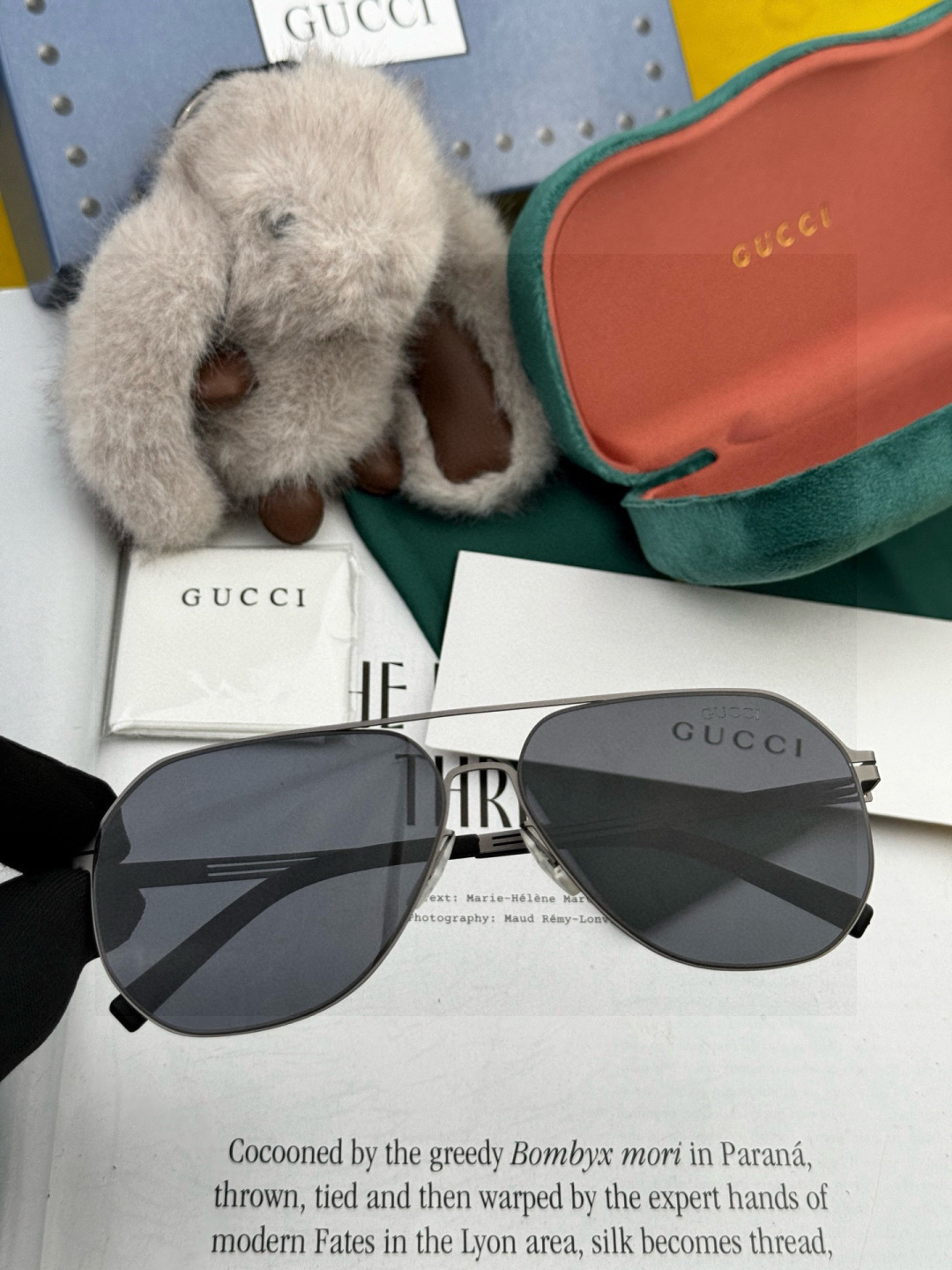 ♦️ GUCCI 新款男女情侣款太阳镜多边形墨镜iP电镀永不褪色 超轻超有弹性整幅眼镜无螺丝重要的是压不