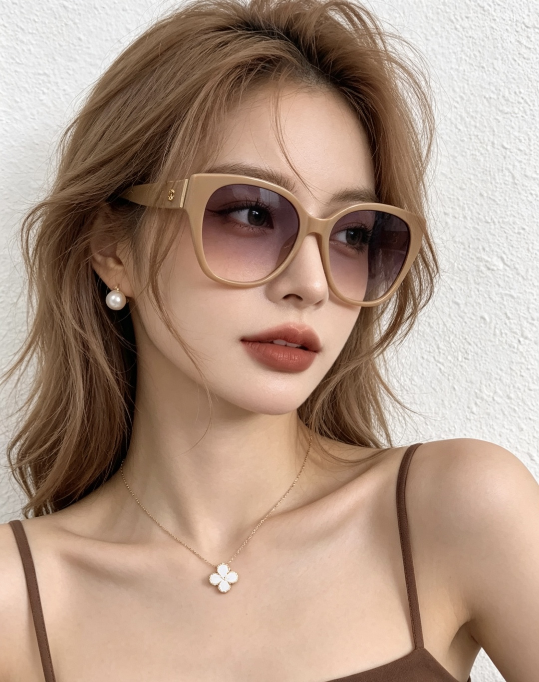 🔺CHANEL🔻官方早春新款，众多明星同款[色]香奈儿‼️‼️新款大框墨镜 ，🌈🌈宝丽来超清太阳镜🔝🔝型