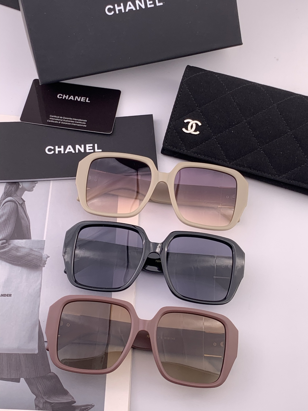 🔺CHANEL🔻官方早春新款，众多明星同款[色]香奈儿‼️‼️新款大框墨镜 ，🌈🌈宝丽来超清太阳镜🔝🔝型
