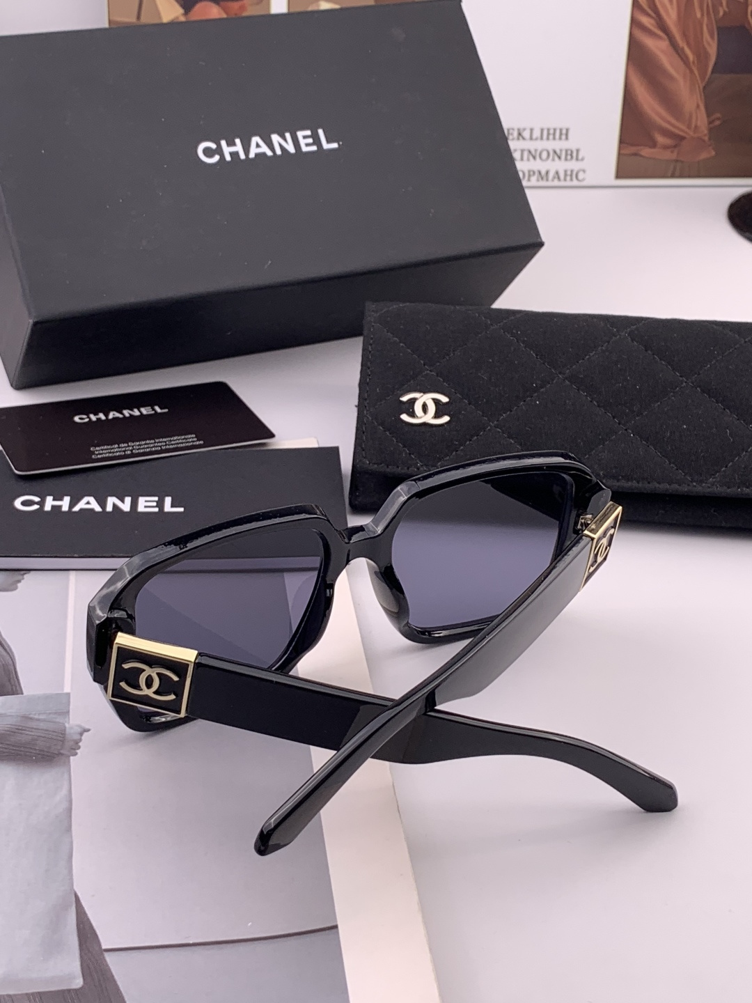 🔺CHANEL🔻官方早春新款，众多明星同款[色]香奈儿‼️‼️新款大框墨镜 ，🌈🌈宝丽来超清太阳镜🔝🔝型