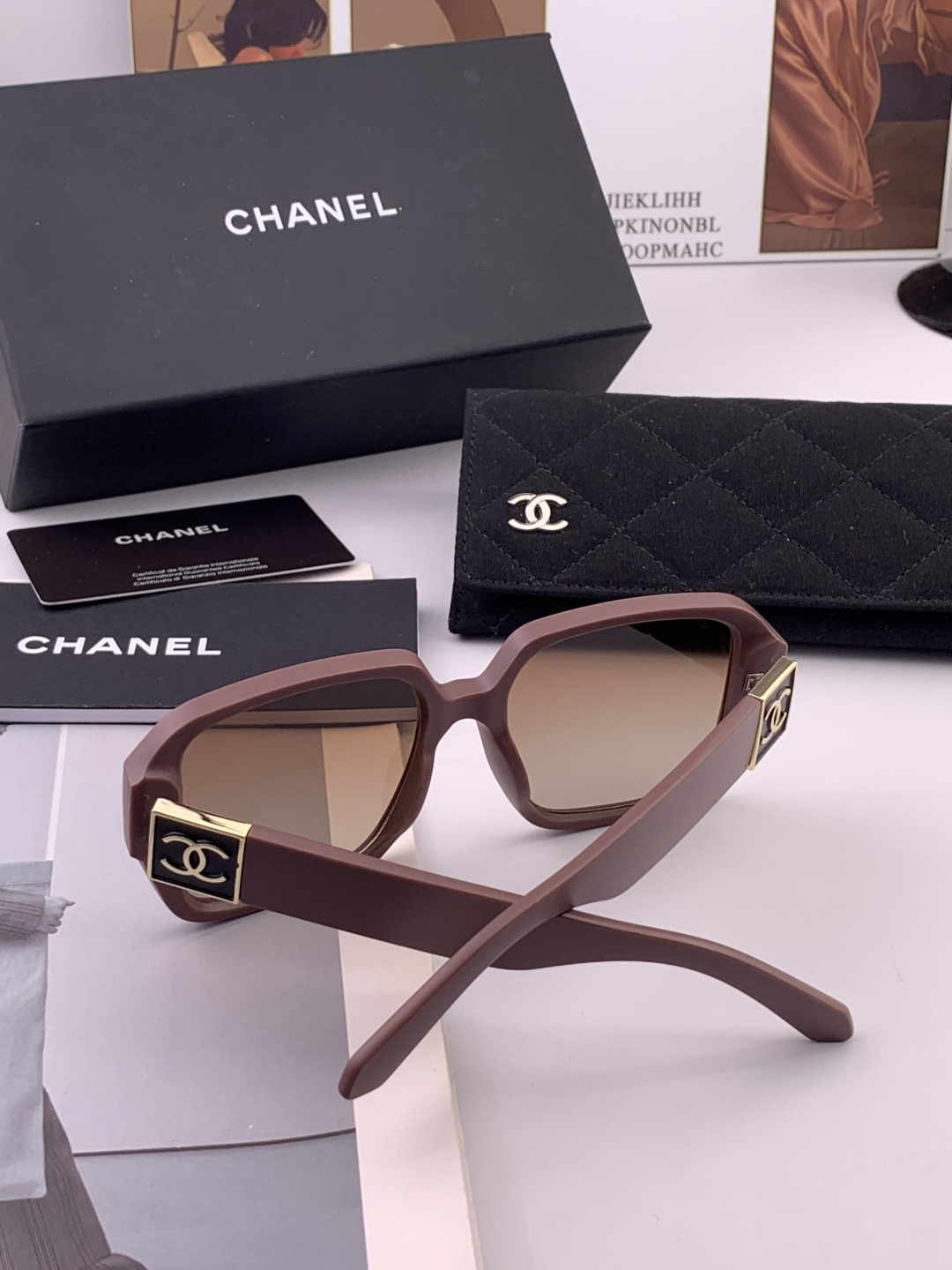 🔺CHANEL🔻官方早春新款，众多明星同款[色]香奈儿‼️‼️新款大框墨镜 ，🌈🌈宝丽来超清太阳镜🔝🔝型