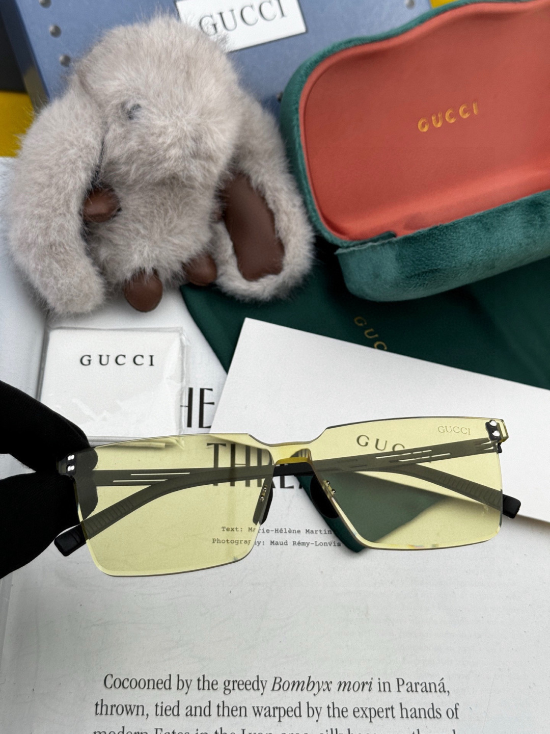 GUCC* 新款男女情侣款太阳iP电镀永不褪色 卖点：超轻超有弹性整幅眼镜无螺丝重要的是压不坏、镜片：高