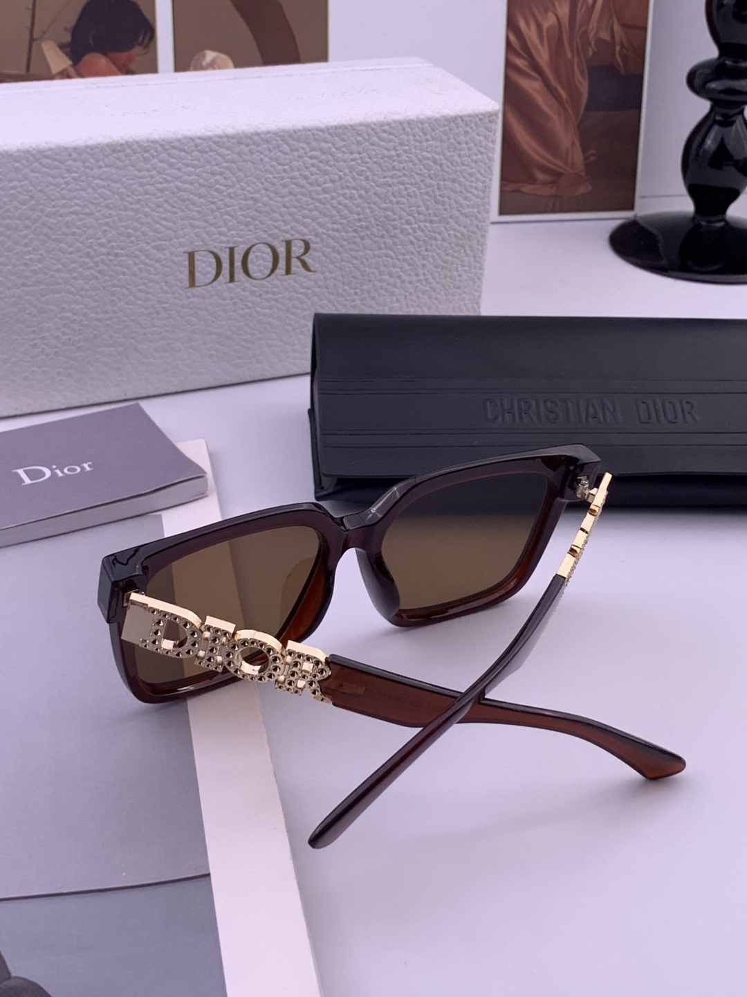 【DIOR】迪奥太阳镜 时尚造型 开车驾驶镜时尚墨镜🌸世界顶级奢华品牌，品质保证！😍😍经典款, 明星热爱